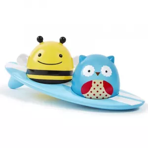 SKIP HOP Zoo hračka svietiaca do vody surfujúca sovička a včielka 12 m+